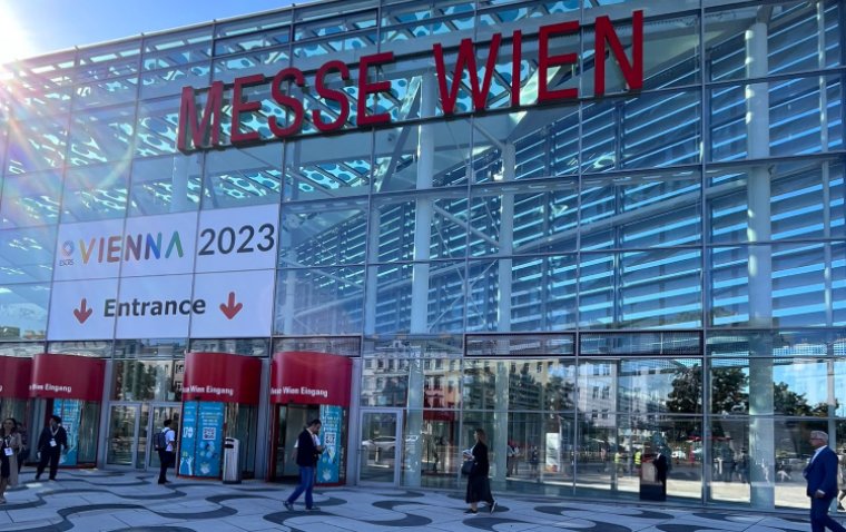 A Spotlight on Day 1 of the 41st ESCRS Congress in Vienna