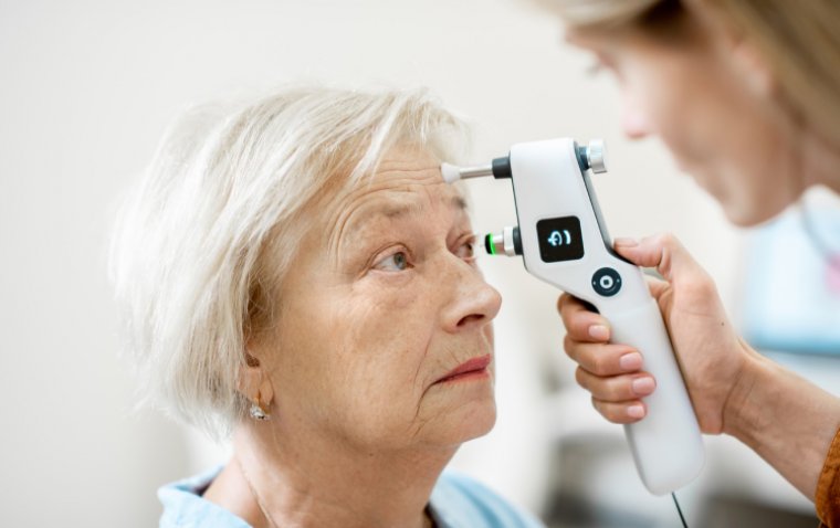 Can Eye Pressure Fluctuate? Understanding Intraocular Pressure Variations