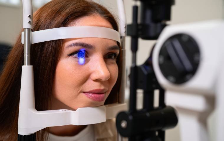 New Research Reveals How Subtle Eye Movements Optimize Vision