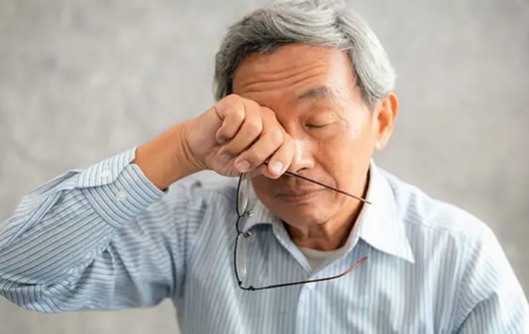 Rising Temperatures Linked to Serious Vision Impairment in Older Adults