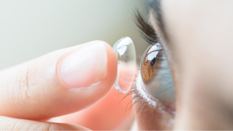 What You Need to Know About the Forever Chemicals in Your Contact Lenses